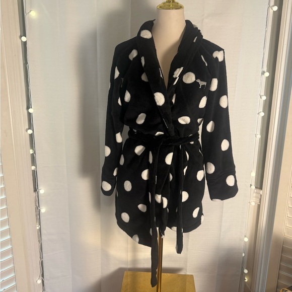 Victoria’s Secret PINK Plush Fleece Polka Dot Robe Black White XS/S - Picture 1 of 5